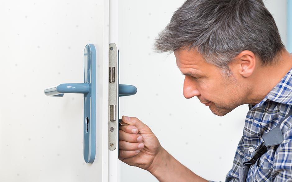 dépannage serrurier ouverture de porte Suresnes